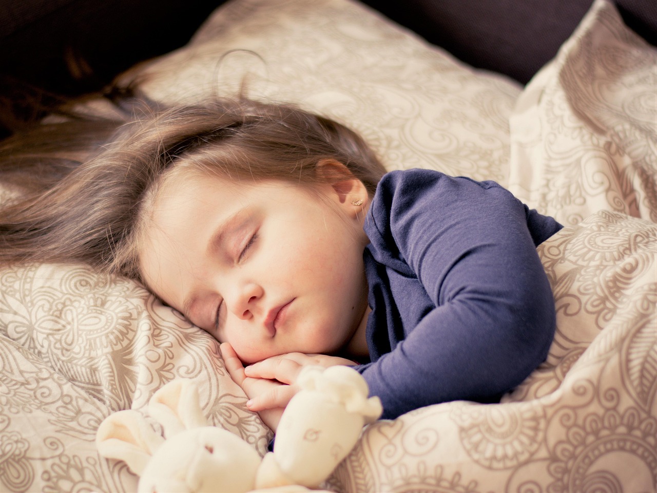 5 motivi per cui la tutina avvolgente è la scelta migliore per il sonno del tuo bimbo